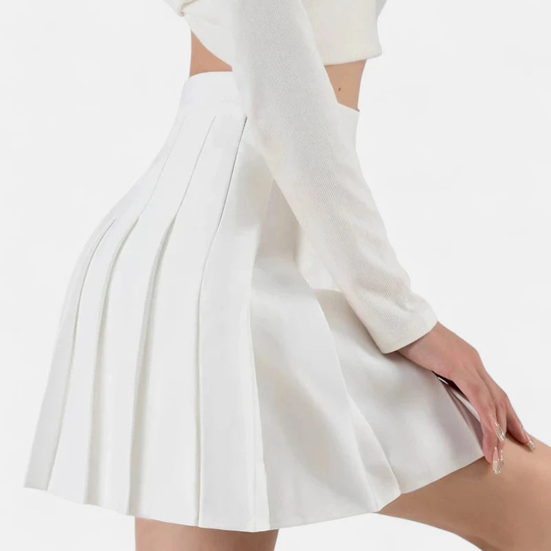 Jupe short plissée blanche