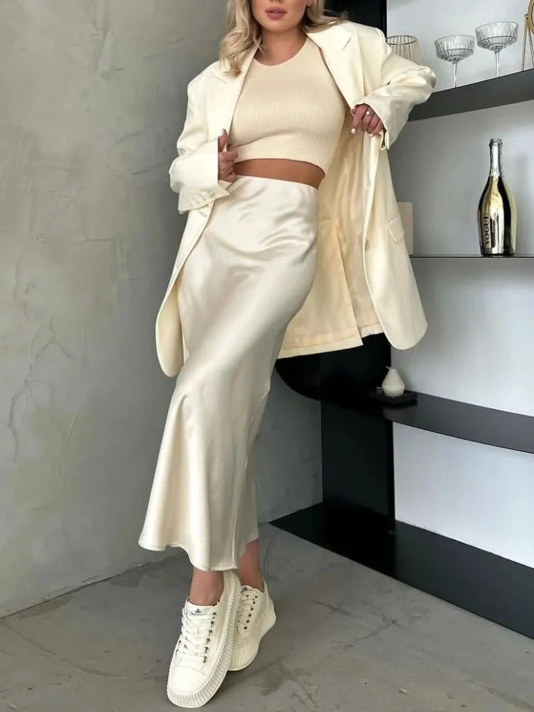 Jupe longue blanche satin