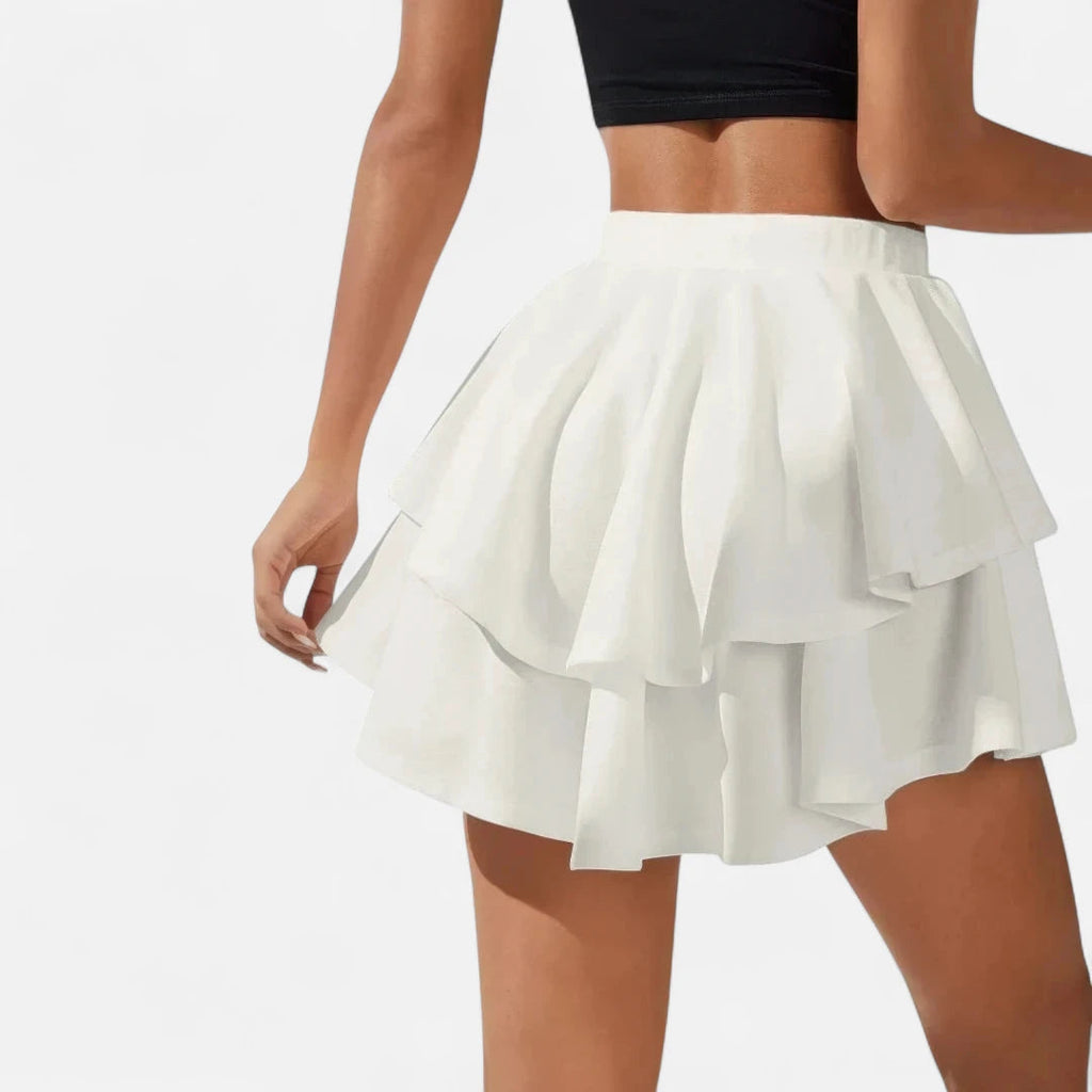 Jupe blanche courte à volant